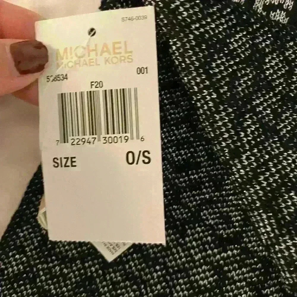 Michael kors nwt leopard print scarf holiday silver and black
